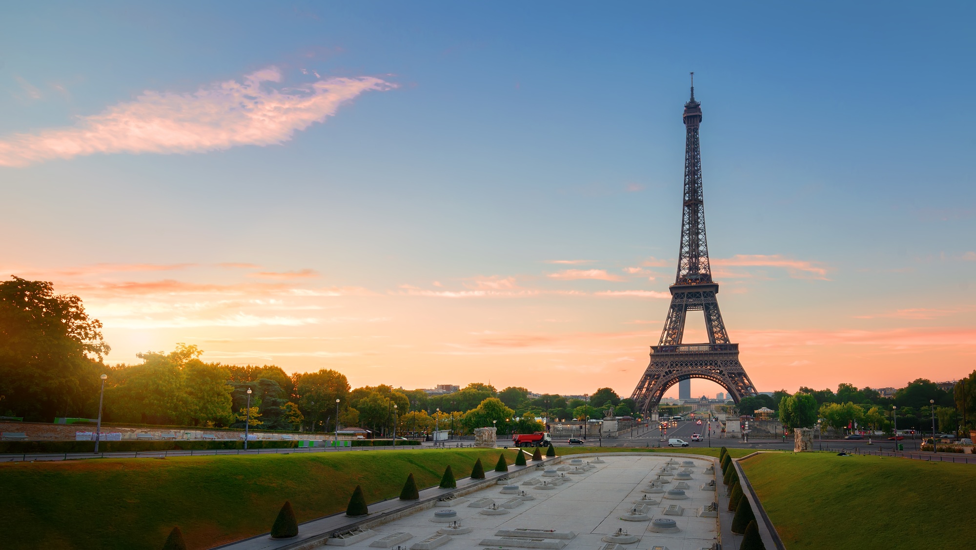 Eiffel Tower and fountains